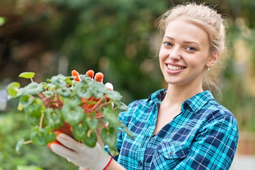 Illustration of accessible browsing for Gardeners Leamouth